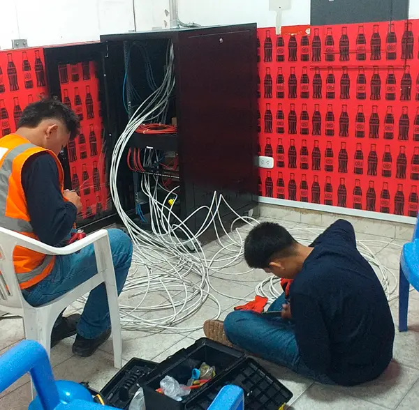 Servicios de cableado estructurado, redes LAN/WLAN e instalación de fibra óptica en Iquitos