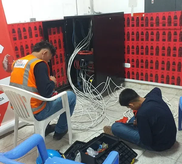 Instalación de cableado estructurado y fibra óptica en Iquitos para internet y wifi